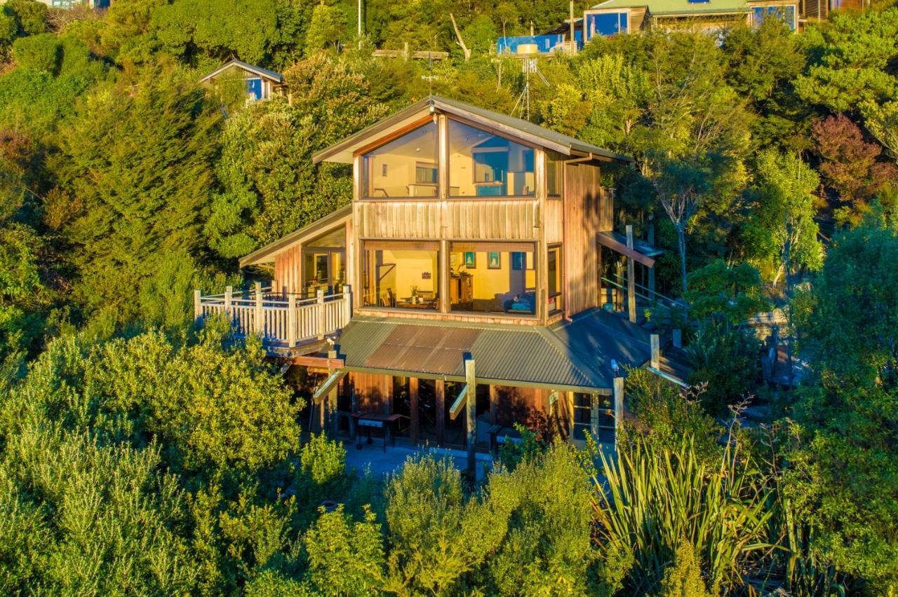 The Wheelhouse Inn Нельсон Экстерьер фото