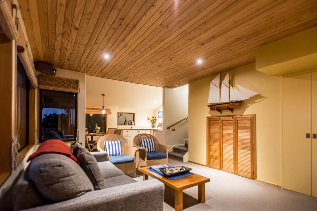 The Wheelhouse Inn Нельсон Экстерьер фото